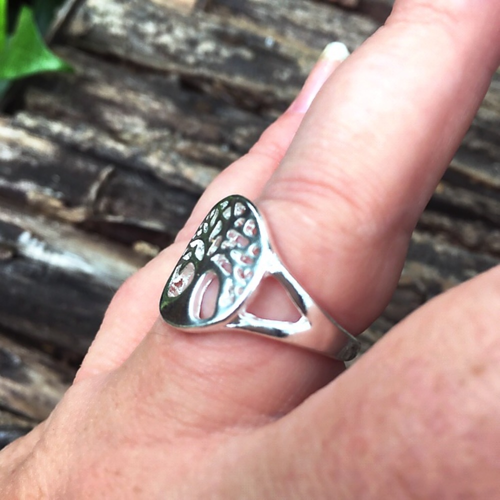 Tree Of Life Ring - Picture 4 of 6